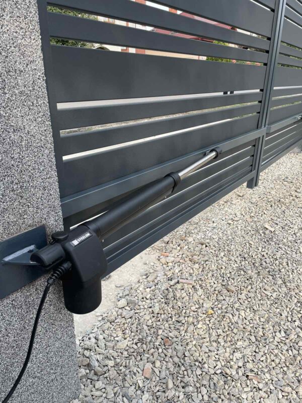 Napęd bramy dwuskrzydłowej STEELON SW 4000/SW 6000